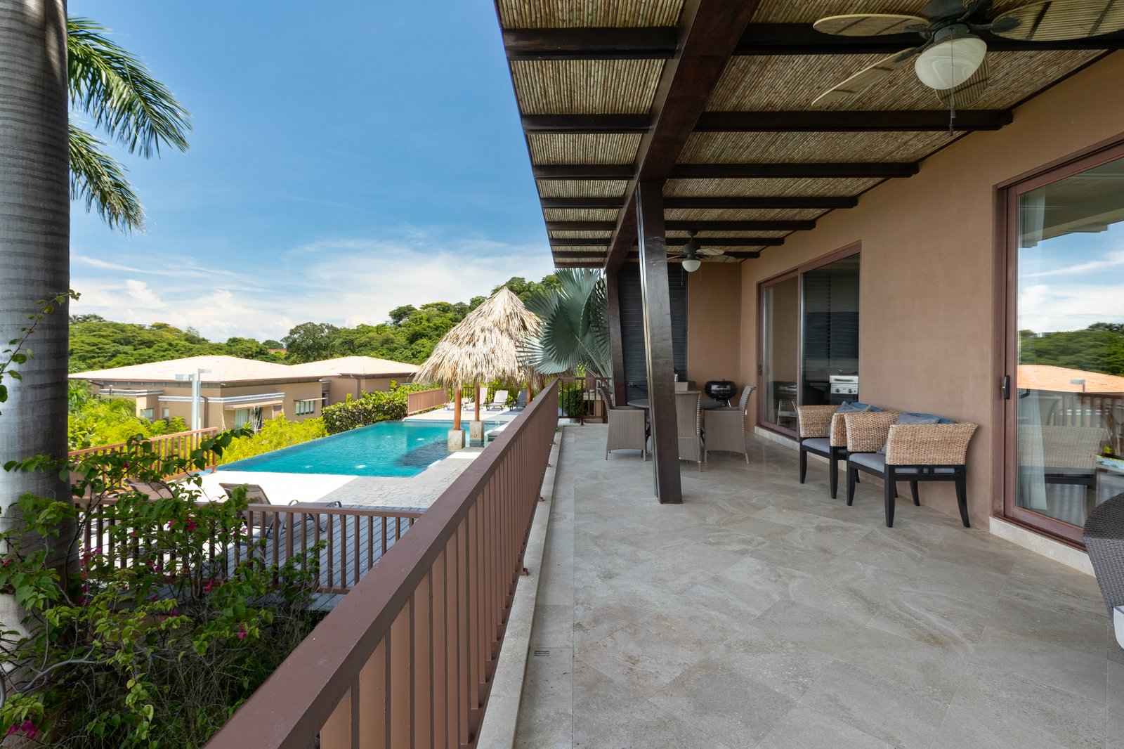 Exterior Photo Azul